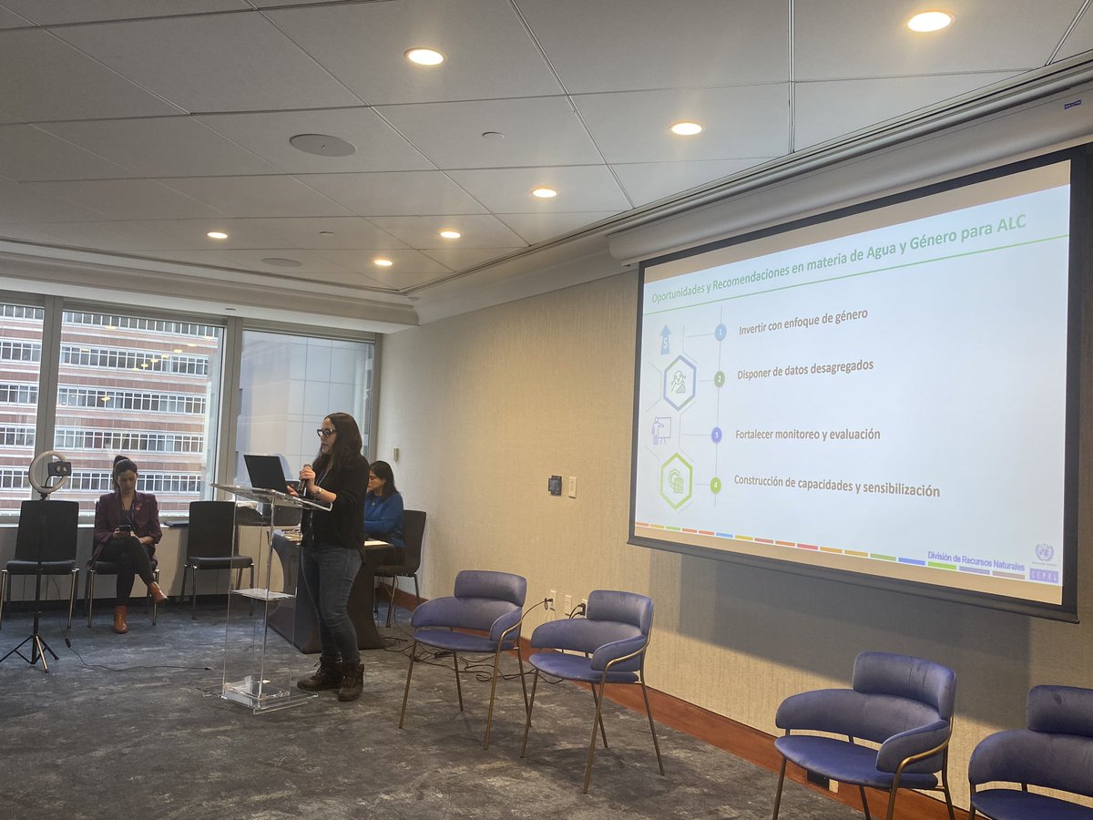 Estamos ya en el evento de #MujeresLAC en #Acción por el agua. Con Silvia Saravia de <a href="/cepal_onu/">CEPAL</a>