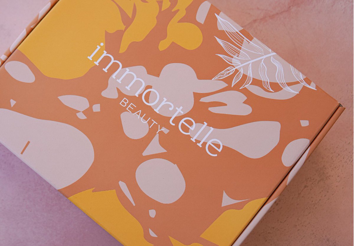 krisceec's tweet photo. The product quality 
The aesthetic 
The customer service 

🤌🏽🤌🏽🤌🏽

@Immortelle_ity https://t.co/4bEejZkn0G