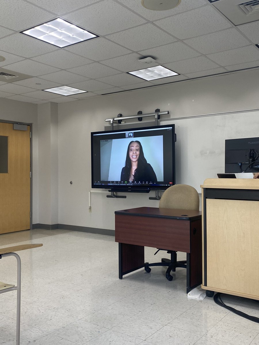 vfletcher27's tweet photo. Ms. Corein Carter who is a Forbes multimedia journalist spoke to my Crisis Communications class this week about cultural differences. We learned a lot about how cultural differences cause issues when working in groups!
#StrategyShopUp https://t.co/PWXflznFPg