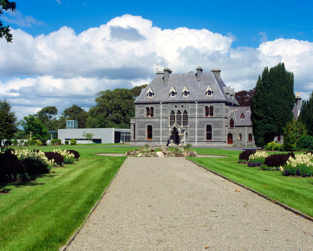 We are seeking applications from suitable candidates to fill the post of Assistant Keeper Grade II in the Irish Folklife Division based in the NMI – Country Life, Turlough Park. A 2 year fixed term contract. Closing date 5th April.  
#MuseumJobs #jobfairy 
museum.ie/en-IE/About/Ca…