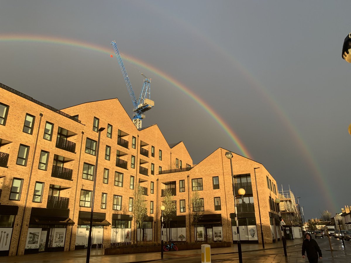 ILoveHanwell tweet media