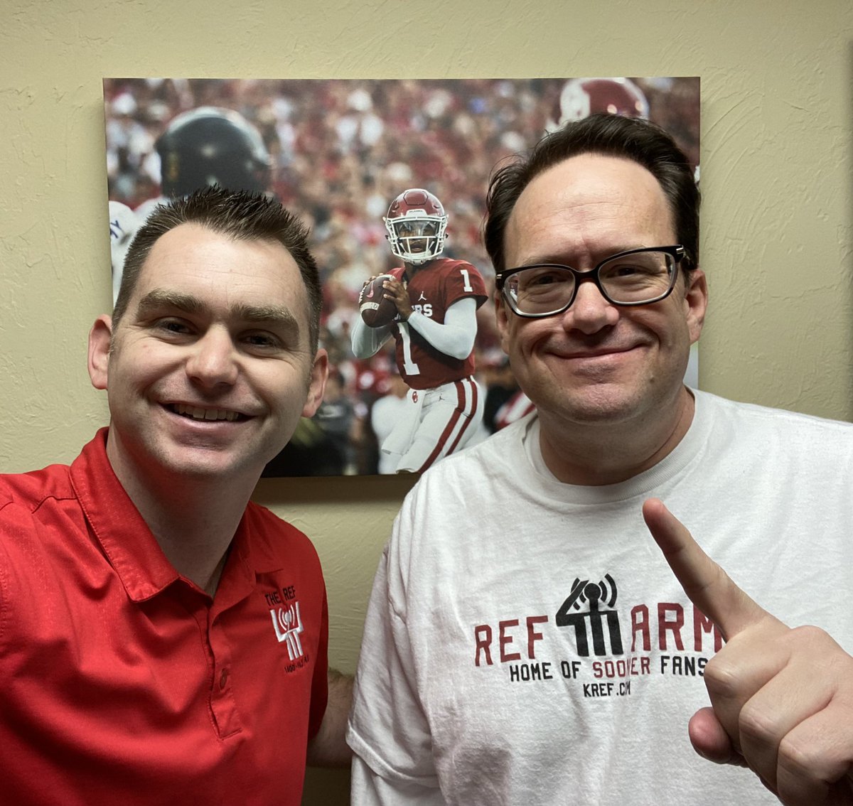 douglasmilesCRG's tweet photo. It would be difficult to imagine a harder-working group than my friend Tyler McComas and the rest of the crew at @KREFsports.
You have to hustle to stay on top of #Sooners football recruiting, #OUTwitter and still provide #OKPreps live broadcasts online.
This bunch gets after it. https://t.co/ZmzNkcjKX6