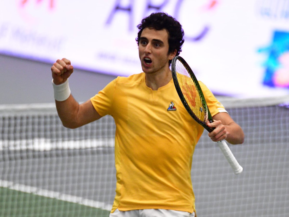 𝗔𝗗𝗗𝗘𝗗 𝗦’𝗔𝗝𝗢𝗨𝗧𝗘 𝗔𝗨 𝗖𝗔𝗥𝗥𝗘́ 🔢🟨 Dan Added 🇫🇷 avait les clés pour contrecarrer les plans du prometteur Mark Lajal 🇪🇪  (7/5 6/3). 👉 L’Alsacien disputera ce samedi les demi-finales de l’Open Saint-Brieuc Armor Agglomération👏

📸 Philippe Kermoal 
#opensaintbrieuc