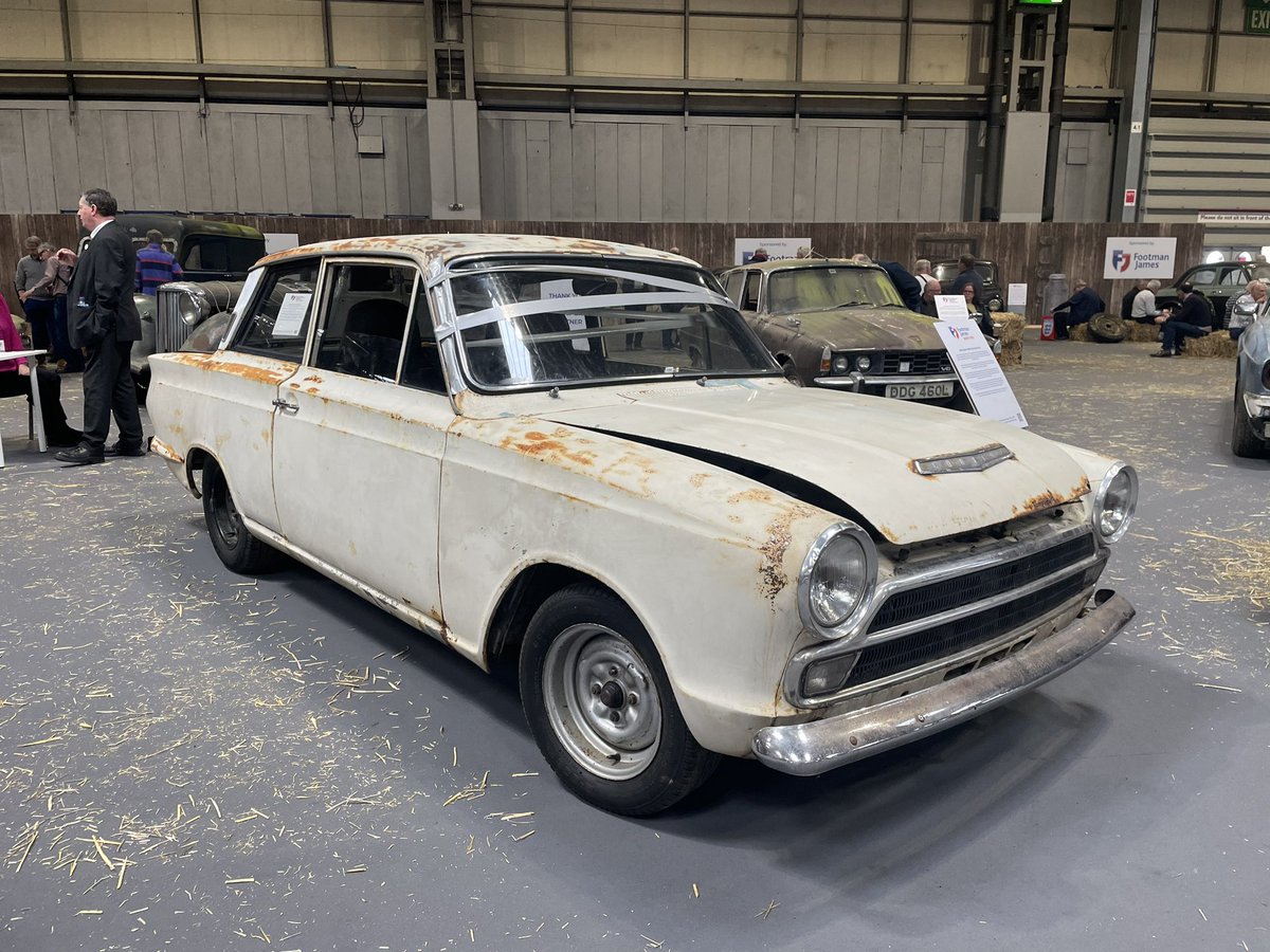 veedubhev's tweet photo. And these are the last few photos I took. So much to take in but a superb day! Thanks @PracticalClass for a fantastic #RestorationShow 😊👍 https://t.co/LarRUuui7v