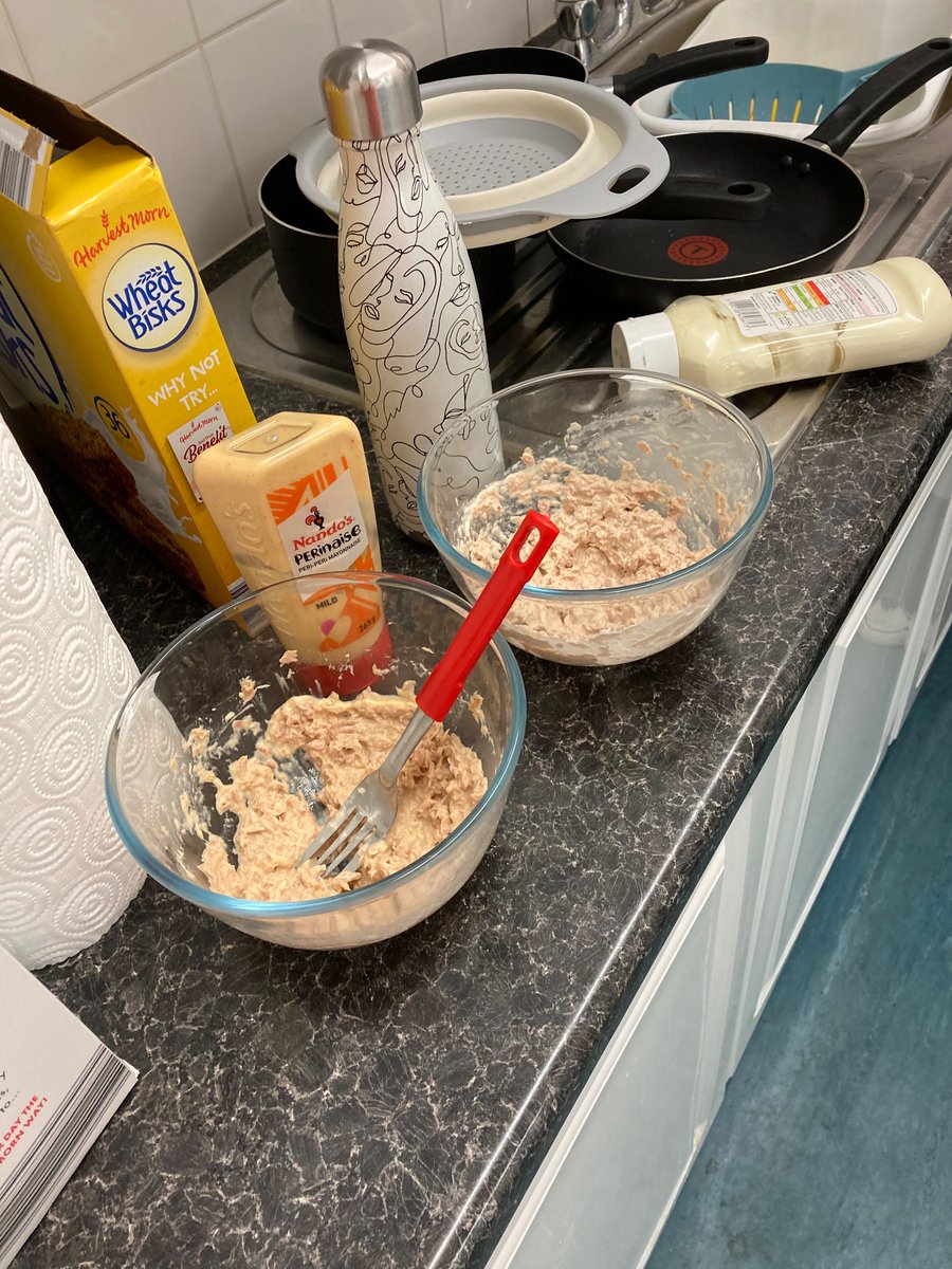 ConnectAlloa's tweet photo. We’ve been making pasta for dinner the past two sessions. It’s been lovely!
#connectalloa #youthwork #cookingsession #pasta https://t.co/xfOAX3If3j