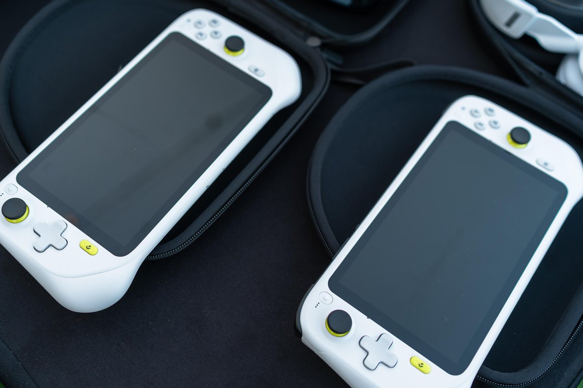 Logitech G tweet media