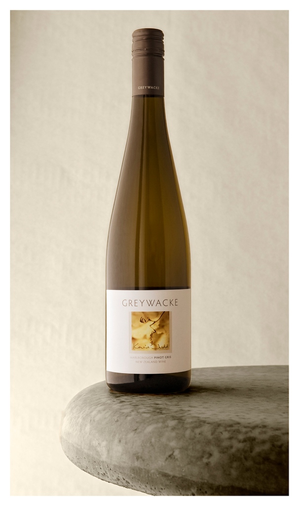 The latest edition of @dishmagnz has hit the shelves this week, naming Greywacke Pinot Gris 2019 amongst its top three New Zealand pinot gris. 

The #greywackers were pretty chuffed with Dish's review, giving it 5 stars and a gold medal. 

Cheers to luscious and age-worthy gris!