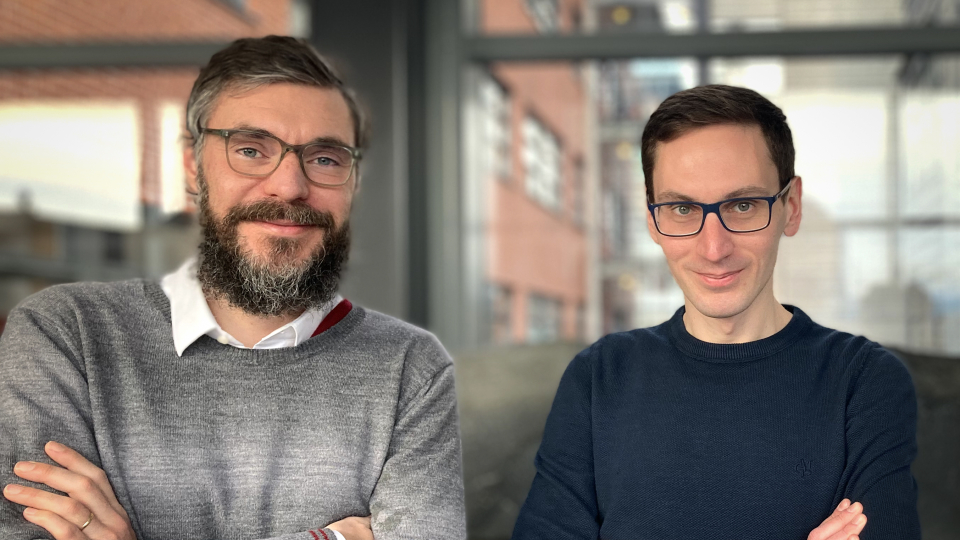📰<a href="/Lund_Stem/">Lund Stem Cell Center</a> researchers have uncovered a mechanism linking #RNA metabolism to the development of leukemia in MDS patients. The <a href="/MolecularCell/">Molecular Cell</a> study explains what makes blood #stemcells acquire malignant traits in #cancer.

👉stemcellcenter.lu.se/article/what-m…

<a href="/medfak_LU/">Medicinska fakulteten, Lunds universitet</a> | <a href="/lunduniversity/">Lund University</a>