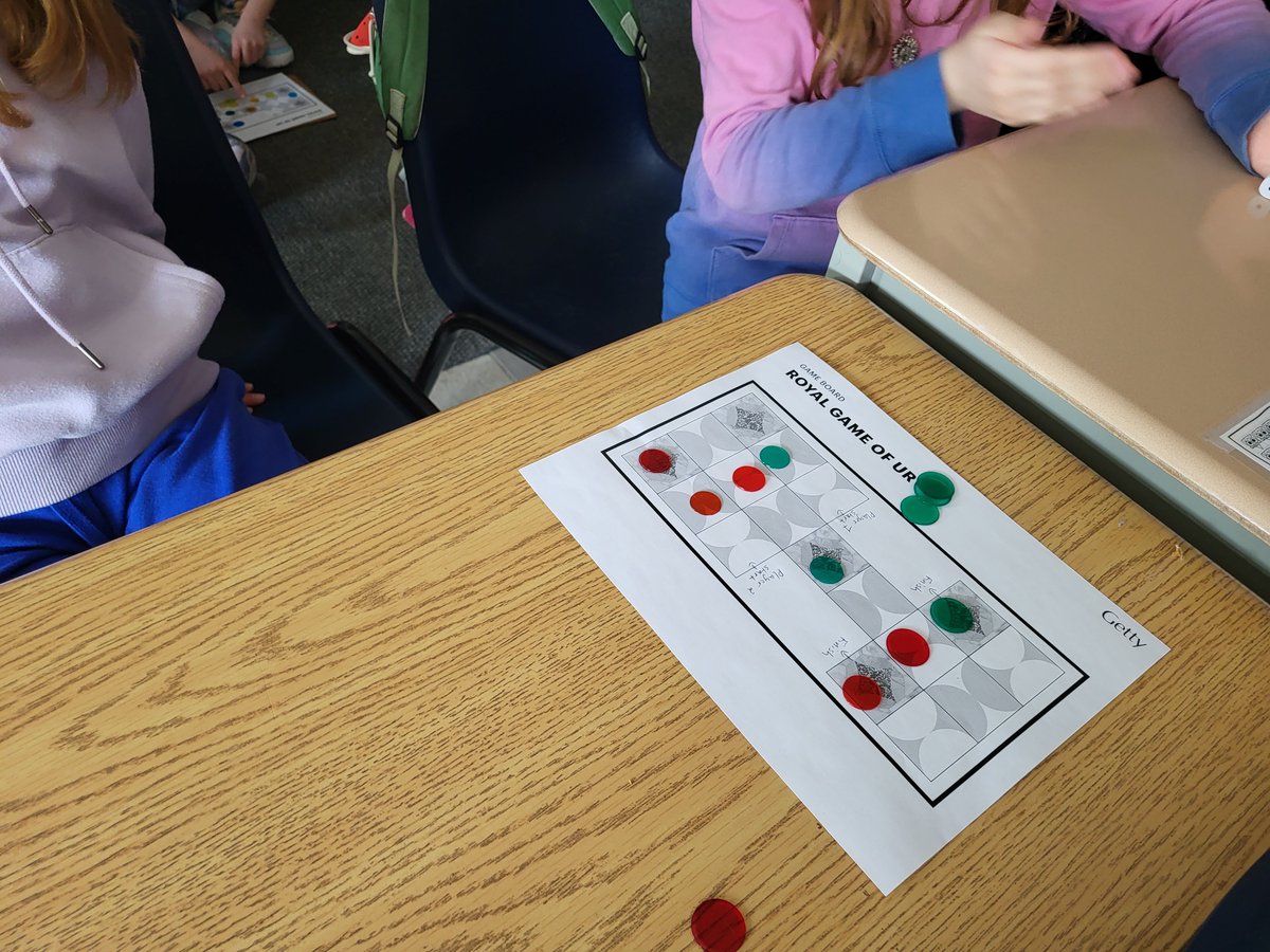 MsEPrice15's tweet photo. Grade 4/5s playing a board game that was created 5 000 years ago in Ancient Mesopotamia- the Royal Game of Ur. @WJHolsgLDSB https://t.co/ob14TkNTyL