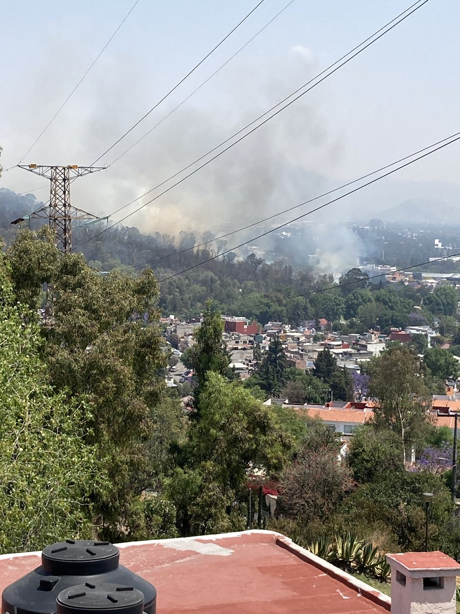 erichilona's tweet photo. @GobNau @SoyNaucalpan incendio en el cerro de Moctezuma https://t.co/fdGUdd8VKy