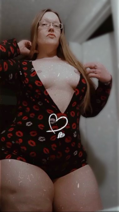 I'm a bad MF 'cause the good die young Everybody selling dreams, I'm too cheap to buy one😈✌🏻 https://t<a href="/tag/newprofilepic"class="tags"><span>#newprofilepic</span></a>