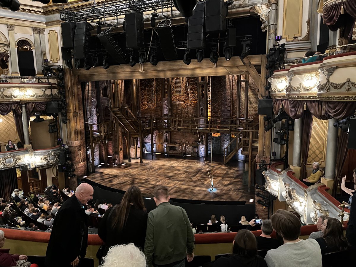 jim_jam_90's tweet photo. Starting the weekend with @HamiltonWestEnd #musical #westend #London #weekendfun #weekendplans https://t.co/Acd2eObt4H