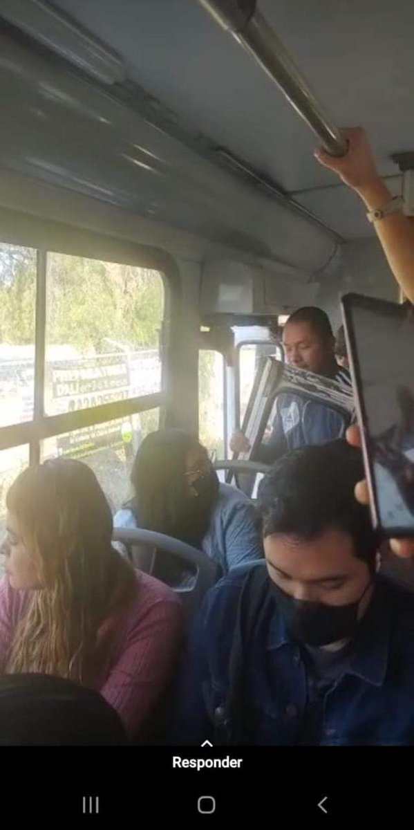 MagazineTV_MZTV's tweet image. #NoticiasQuerétaro💥CAE PUERTA DE QROBUS EN PLENA MARCHA💥

📢Una más del transporte de personas concesionado a particulares en Querétaro, llamado Transporte púbico o Qrobus; la Mañana de este viernes. 

MÁS  INFORMACIÓN ➡️ acortar.link/sRqSef

#Qrobus #Ruta36 #Querétaro