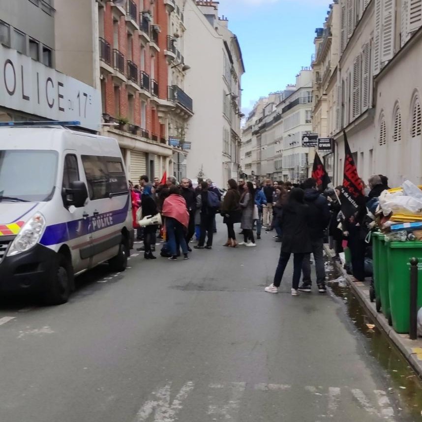 <a href="/sudeducparis/">SUD éducation Paris</a> <a href="/ColbertEnColere/">Lycée Colbert en colère</a> <a href="/ParentsColbert/">Parents Lycée Colbert Paris</a> <a href="/SolidairesRatp/">Solidaires RATP</a> <a href="/solidaires_scpo/">Solidaires Étudiant-e-s IEP Paris</a> <a href="/SudEducation93/">Sud Éducation 93</a> Et on y était aussi !