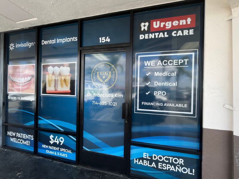 SuperiorSignsAG's tweet photo. We recently had the opportunity to collaborate with Francisco Kim, D.D.S., to put together perforated window graphics in Anaheim, CA, at Artistry Dental. https://t.co/yG54ZX7kJI 
#PerforatedWindowGraphicsInAnaheimCA #SeeThroughWindowGraphics #PerforatedWindowDecal #WindowGraphic https://t.co/zIts5u6mgr