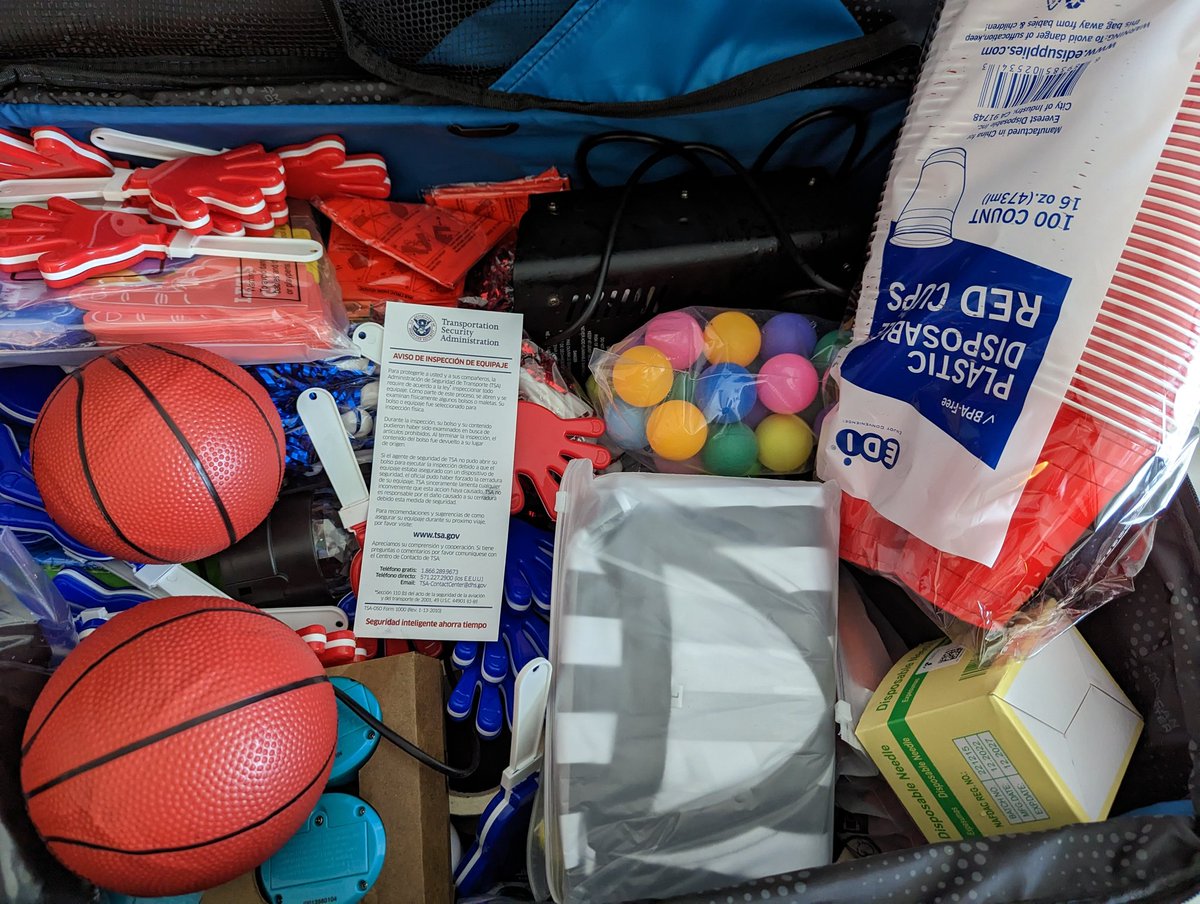 CreaghB's tweet photo. Is it even sonoslam if you don't have an overweight suitcase full of souch random stuff you get tsa screened....not pictured are inflatable men.#sonoslam @AIUMultrasound https://t.co/Hm7NTrcL4G