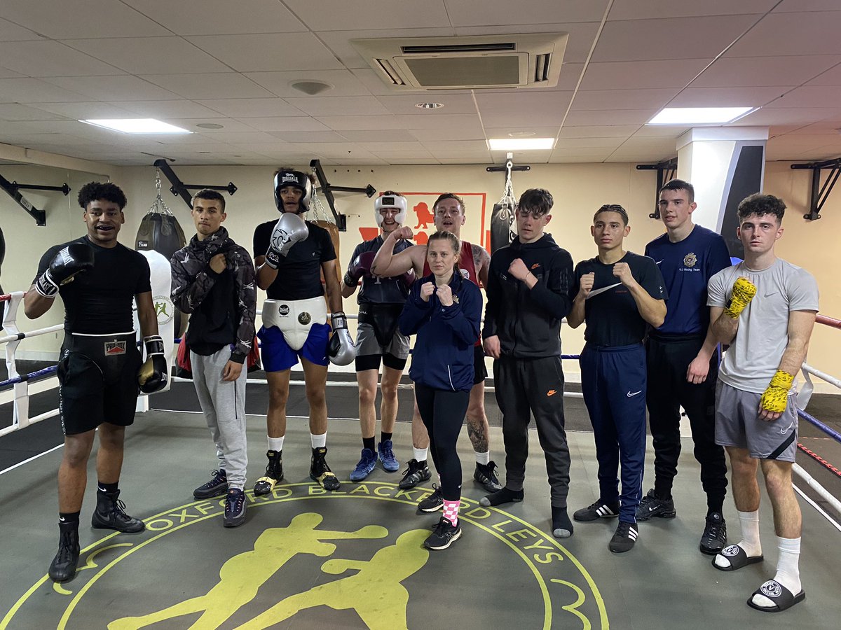 Leysboxing's tweet photo. Great rounds last night with Army RLC. https://t.co/1e0F5asaAD