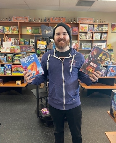 MeeplesGames's tweet photo. Sometimes we can't pick a single game for our Staff Pick, so here are two of Garrett's favorites! ⁠

⁠

🪁In Kites, everyone works together to keep all their kites in the air. Take turns playing cards, flipping the sand timers, and coordinating with o… https://t.co/e6vD42a3kV https://t.co/CVFe8HtlCI