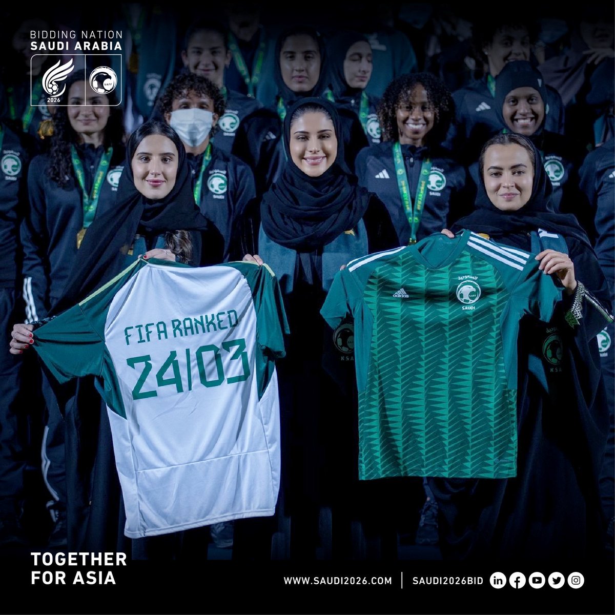 Saudi2026Bid's tweet photo. With our unprecedented passion and hard work, great things can be achieved.
Today we celebrate one of these achievements as we proudly announce that our women national team is officially
#FIFARanked
#TogetherForAsia
#Saudi2026 https://t.co/EA94vQ9bzv