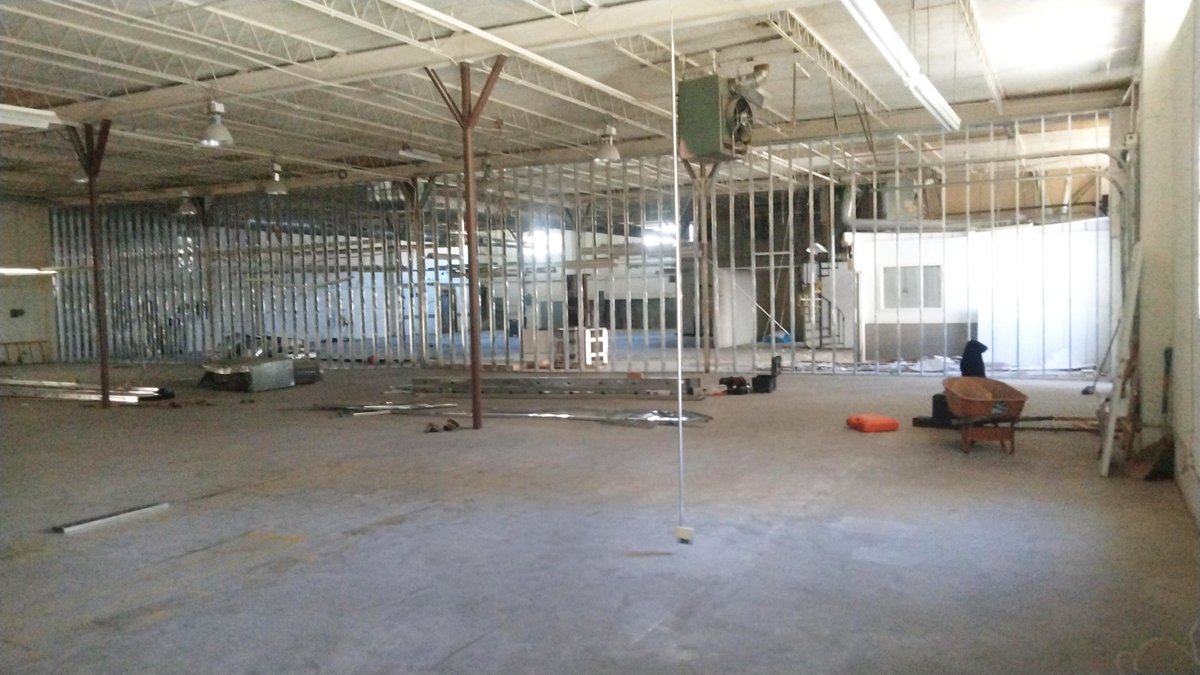 chandleesons's tweet photo. Progress coming along at our 'Taking The Climb' project! 🙌

Contact us today to see how we can help you update and create a commercial space right for your needs!
https://t.co/Q4nMucFv2d

#TakingTheClimb #ProgressUpdates #Gym #SportsFacility #StayTuned #Chandlee https://t.co/THGX0hq6XW