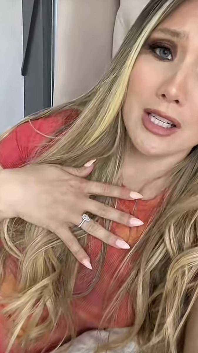 TracyTr1003299's tweet image. Text me let have fun 😝🍑🍆🍆🍑