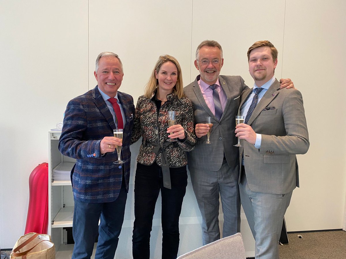 JA21ZuidHolland's tweet photo. Dit team staat de komende 4 jaar klaar voor u! https://t.co/OrAE1C01Kt