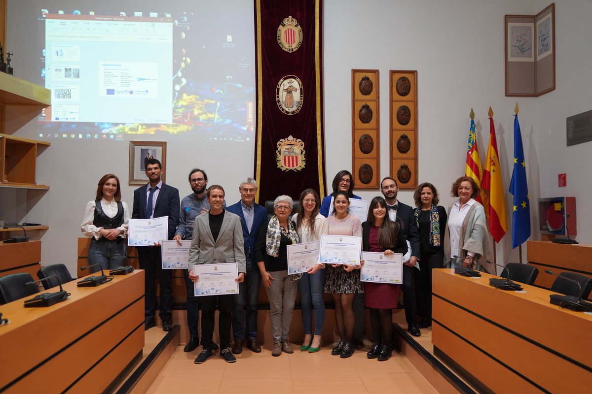 LLIURAMENT XVIII PREMI CIENTIFICOTÈCNIC 🧬🔬 📍Esta vesprada s'ha celebrat l’acte de lliurament del XVIII Premi Cientificotècnic Ciutat d’Algemesí a la Sala de plens de l’Ajuntament.