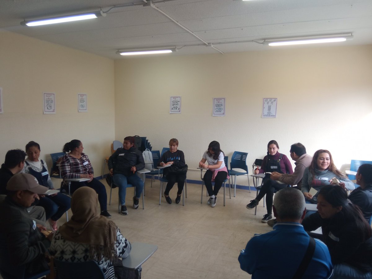 xarxavalors_sc's tweet photo. Sessió d'Acollida del Mòdul C que organitza #CIAPE on a través del cercle i els principis restauratius compartim sentiments, necessitats i apropem les polítiques d'interculturalitat de la nostra ciutat
Benvinguts i benvingudes!!🙌🫶 #UnViatgeNecessari https://t.co/Mo5CxQzfBO
