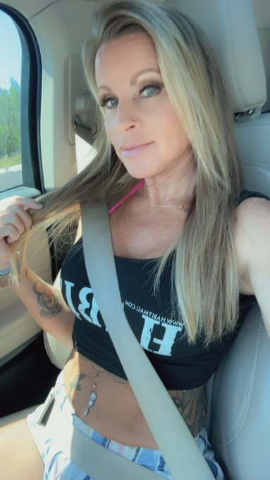 TW Pornstars - Kristi Kream 💦🍍. The latest pictures and videos from