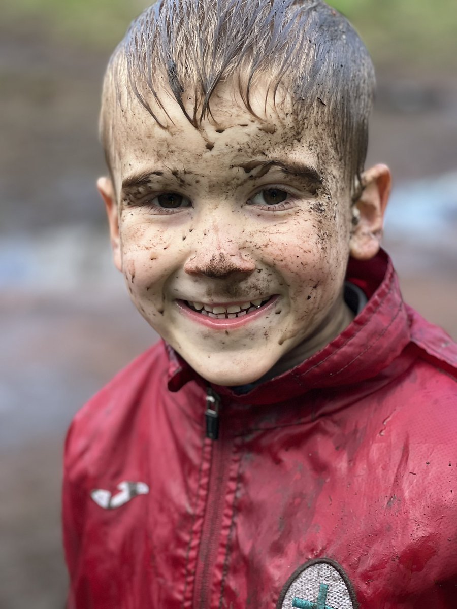 RossElaineross's tweet photo. So unlike last week we put the Primary 1 children in their #OutdoorLearning waterproof trousers as well as jackets this week. Opinions are split over whether this is #PuddlePlay done right or gone wrong… 😂 #OutdoorLearning #WeansInTheWood https://t.co/deMjWUuke3