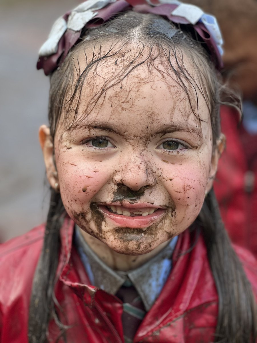 RossElaineross's tweet photo. So unlike last week we put the Primary 1 children in their #OutdoorLearning waterproof trousers as well as jackets this week. Opinions are split over whether this is #PuddlePlay done right or gone wrong… 😂 #OutdoorLearning #WeansInTheWood https://t.co/deMjWUuke3