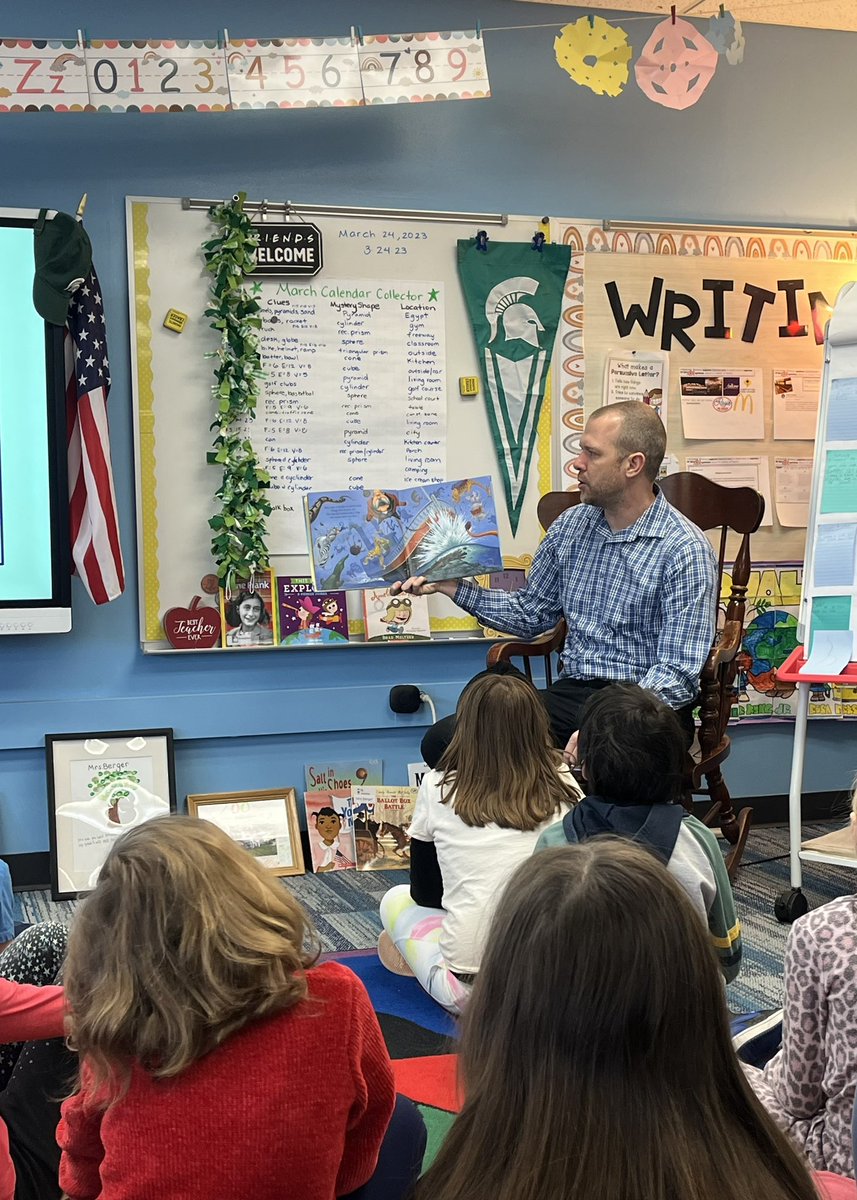 abergersclass's tweet photo. Thank you to Mr. Boyer for reading such a fun story for us as our Mystery Reader!  Everyone loved having our principal read tk us!📚📚📚#marchisreadingmonth @royaloakschools https://t.co/598xvIlxBN