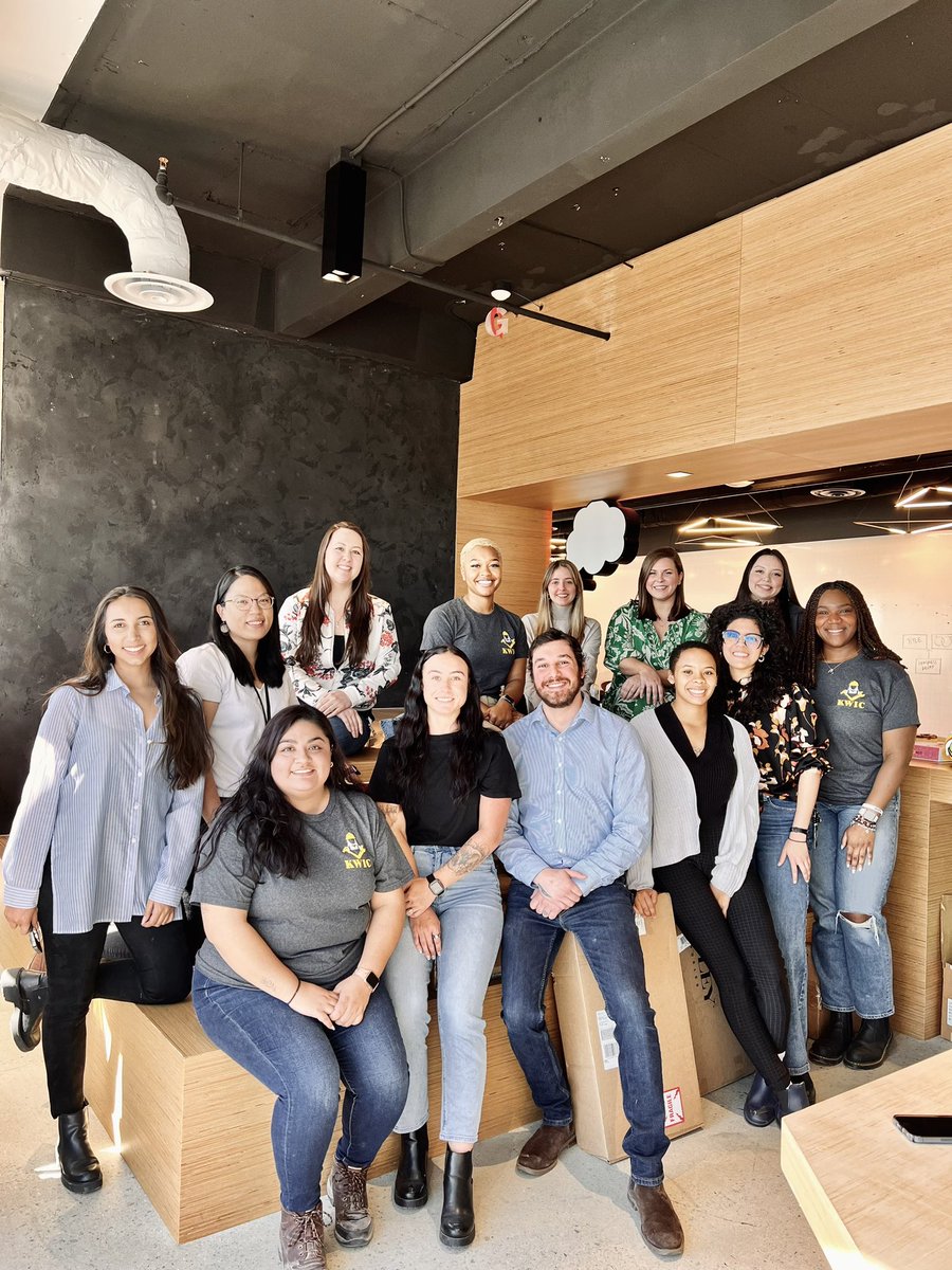 LeapleyCo's tweet photo. @gensler_design and Leapley Construction hosted the @kennesawstate #WomeninConstruction at Gensler ‘s new office in midtown today. We love sharing what we do with the next generation of innovators in our field. 

#design
#construction https://t.co/WY1z2NqfVg