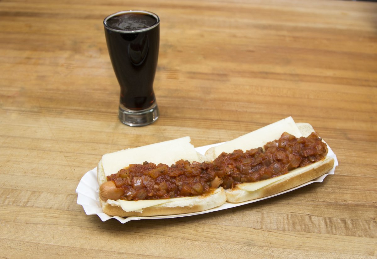 Riverside906's tweet photo. Stop in tonight for pizza, wings, foot long, and  a beer. It's beginning to feel like spring 🤩 https://t.co/rVqbSOiOCb