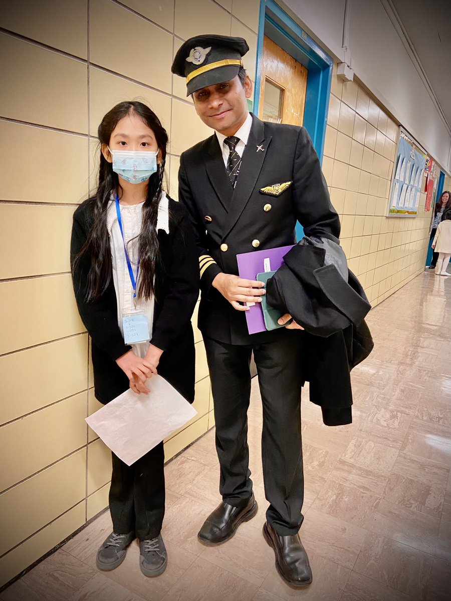 3rdgradePS60q's tweet image. 🇺🇸⭐️ Our Student Government Representatives escorted Career Day Professionals to classes throughout PS 60 today! ⭐️ DrEaM ⭐️ BeLiEvE ⭐️ AcHiEvE ⭐️ 🇺🇸#LearningToLead @literacy_fox  @PS60queens @DOEChancellor @D27NYC