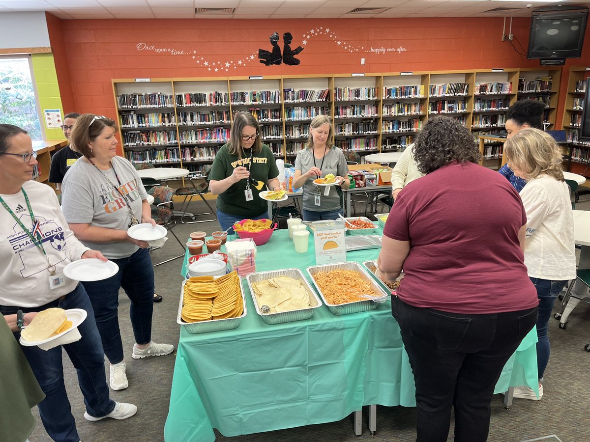 “Taco” bout THE best PTA! Our staff really appreciated the taco bar lunch from our local La Rancherita provided by our Apex community. Thank you! 🌮