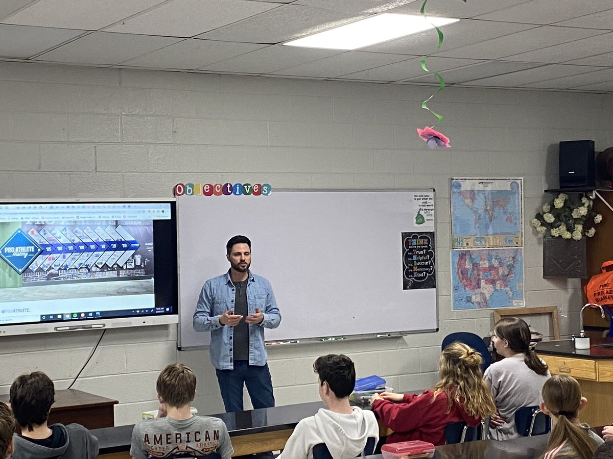 JC123Eagles's tweet photo. We would like to give a huge thanks for everyone who took the time out of their day to come speak to our 7-12 student body for our annual career fair.  We would also like the say thanks to Mrs. Holtman, Mrs. Null and the Jefferson FBLA for their help in making this day a success. https://t.co/cAvF7oNYWu