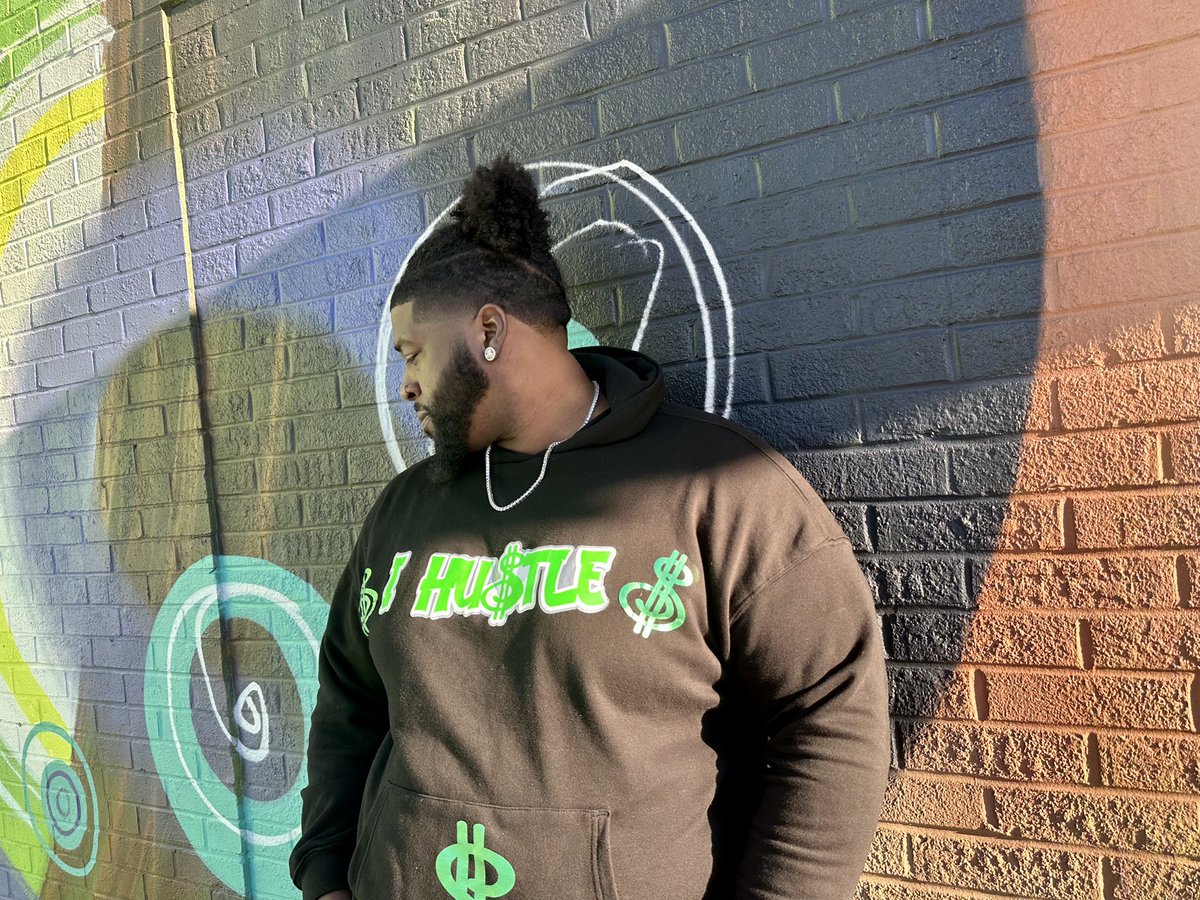 bcbigclay's tweet photo. “Life is a struggle dats facts, tryna make a big impact, used 2 walk everywhere, when ppl see me they just stare” -I Hustle by bcbigclay - #bcbigclay #trending #music #ihustle #studiobound #AlJazeeraDocumentary #anipoke #LoveIsBlind #MASHIHO #MotoGP
https://t.co/EAZgPLlNvQ https://t.co/WsrISl7KQA