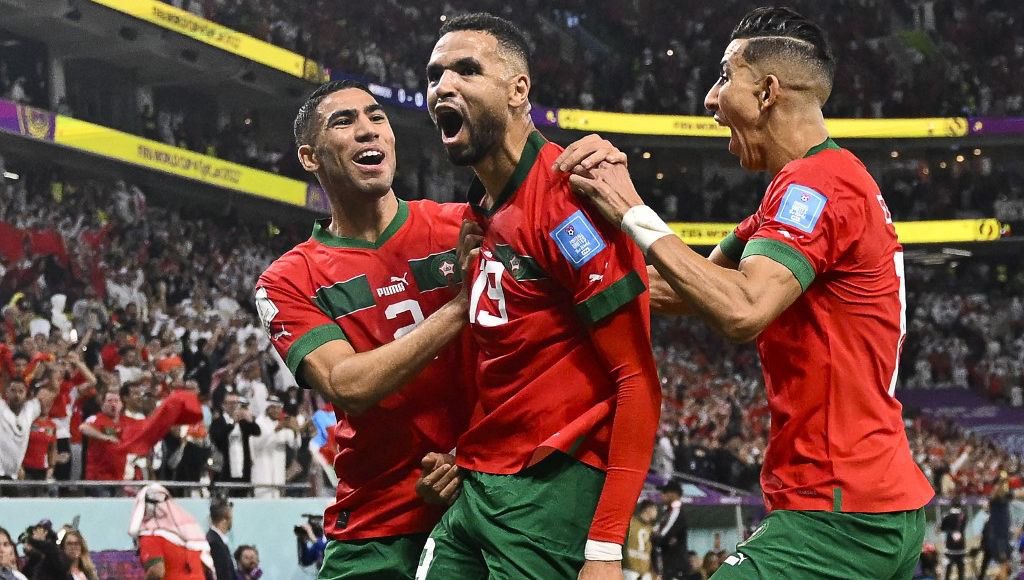 beINSPORTSNews's tweet photo. 🟥 #آخر_خبر | المغرب @EnMaroc 🇲🇦 أول المتأهلين إلى كأس أمم إفريقيا 2023 مستفيدا من تعادل جنوب إفريقيا 🇿🇦 وضيفتها ليبيريا 🇱🇷 https://t.co/NP4wIshWyy