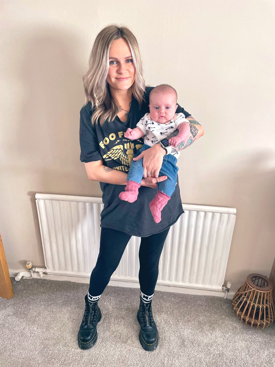 kld934's tweet image. 10 weeks old my little pal 💕🎸