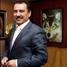 '' Bir saniyesine bile hâkim olamadığımız,hükmedemediğimiz bir hayat için, bir dünya için bu kadar fırıldak olmanın âlemi yok."