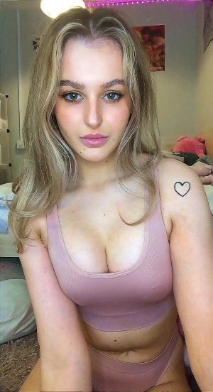 PAdisaly's tweet photo. I need a best friend that I can have sex with https://t.co/NM1t6YP4VB