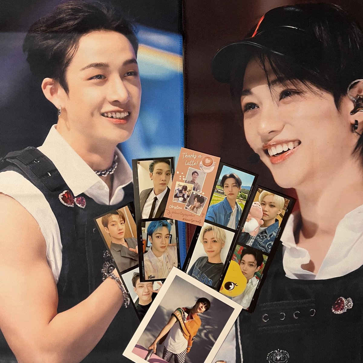 9502holic's tweet photo. Thanks for letting me pick up Chris and Felix yesterday and also Doie's postcard @hearteyessehun the slogans are some of the prettiest I own 🥹😭😭🙏 #heartproofs https://t.co/XEBZFjumCq