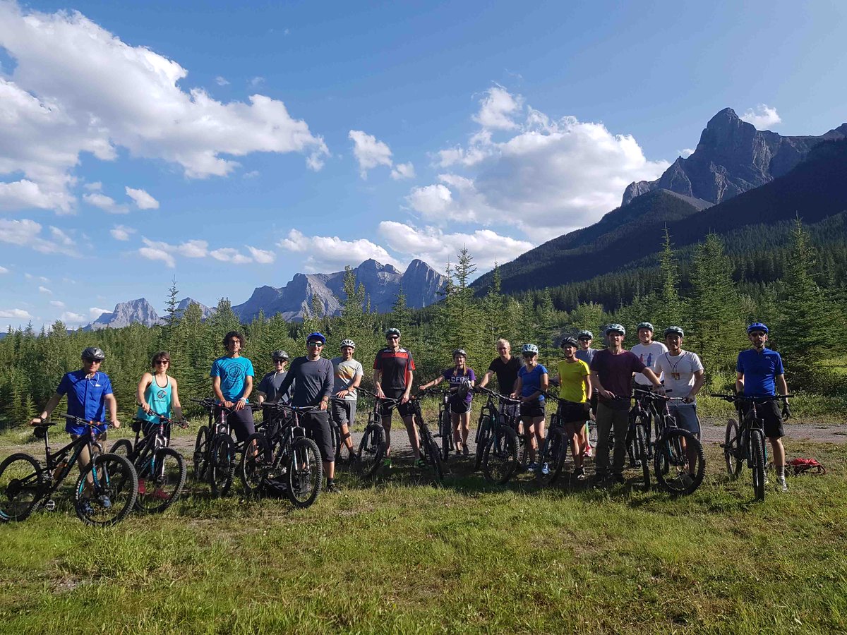Abstract submission for the 2023 Rocky Mountain Muscle Symposium closes in 3 weeks - April 14th! Come join us for 3 days of muscle science, socials, and mountain adventures in beautiful Canmore!