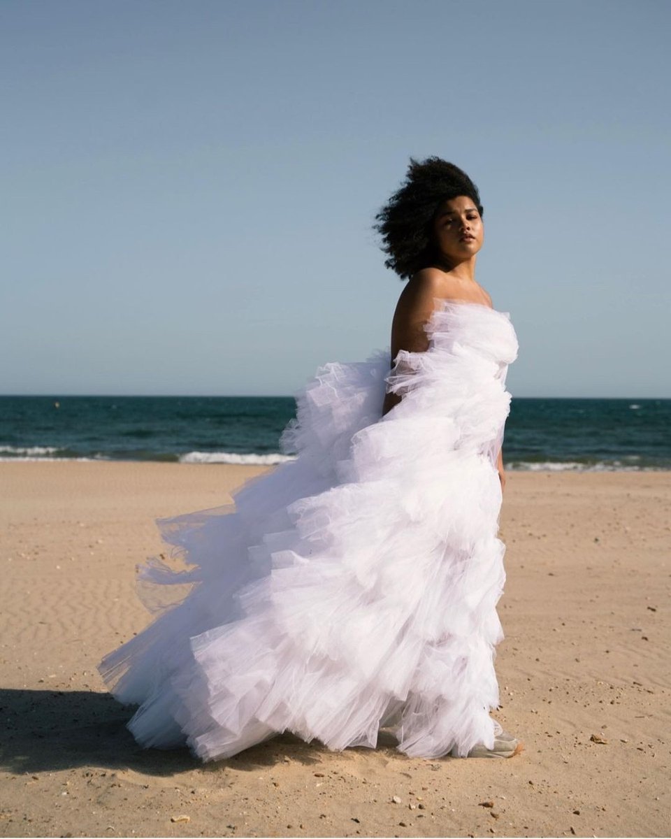 Atlantis_Models's tweet image. Dancing with the waves 🌊🤍 Tajah shot by @kinga.jpg, wearing @thatssewmaisie

#atlantismodels #atlantisfamily #scoutmeama #springfashion #boutique #fashionstyle #womensfashion #couture #thrills