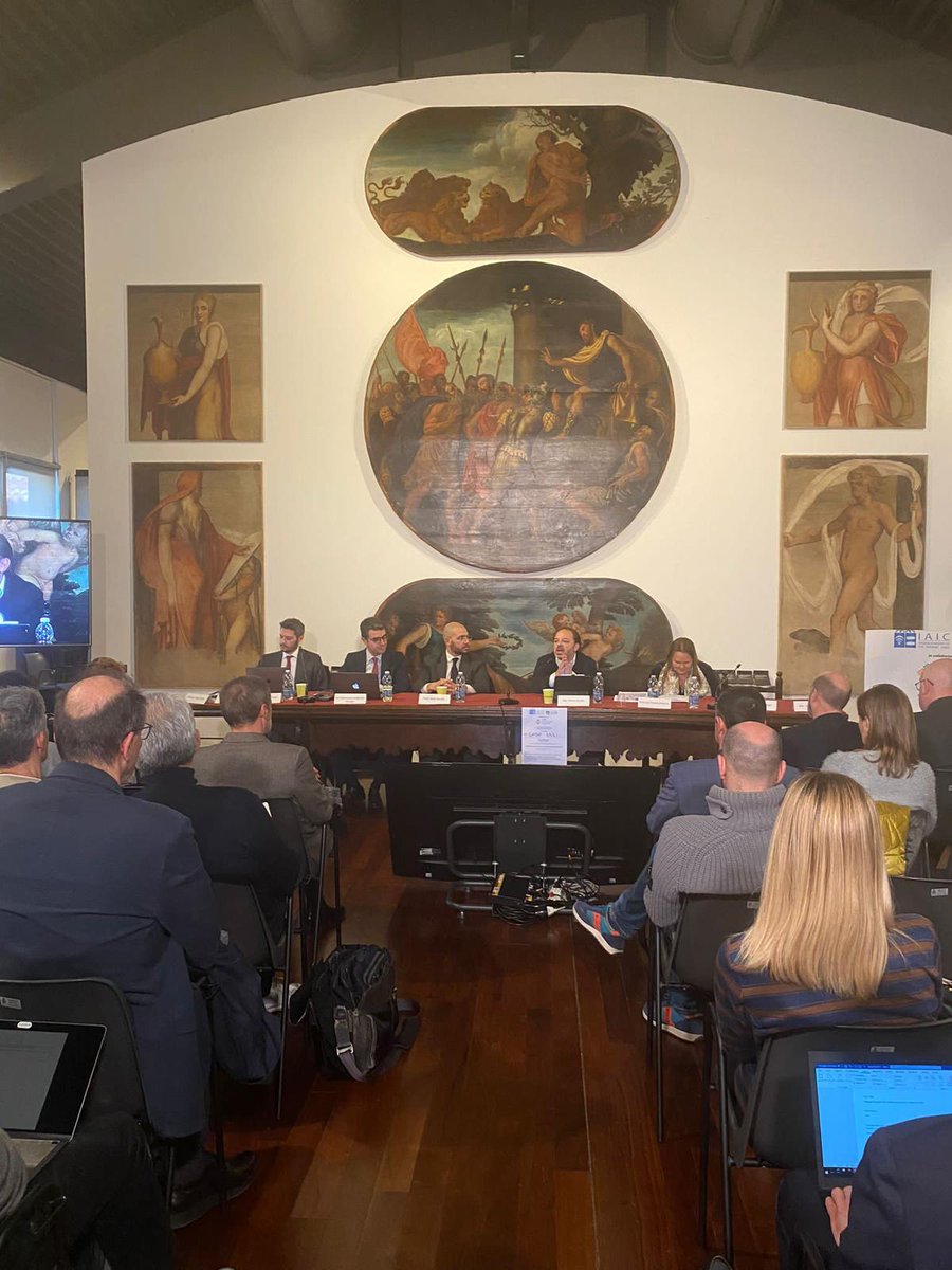 #cosedagarante | Oggi a Padova al Ciclo seminariale “Privacy e sanità” sul tema “Sicurezza dei dati e gestione del rischio in ambito sanitario”, realizzato dall'@Ulss_Euganeae #IAIC | guidoscorza.it/privacy-e-sani… | 
<a href="/fernandafaini/">Fernanda Faini</a> <a href="/staziand/">Andrea Stazi</a> <a href="/innolawlab/">InnoLawLab</a> <a href="/UniEuropeaRoma/">Università Europea di Roma - UER</a> <a href="/GPDP_IT/">Garante Privacy</a>