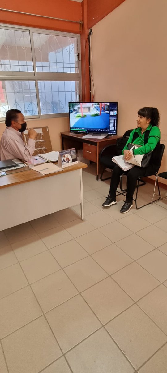 Personal del Programa Binacional de Educación Migrante, acudieron a la Escuela Secundaria Ermilio Abreu Gómez  de #Ixmiquilpan, para platicar con la población escolar, docentes, padres de familia y alumnos para Binacional. #PrimeroLaEducación

<a href="/natycastrejonv/">Naty Castrejón</a>