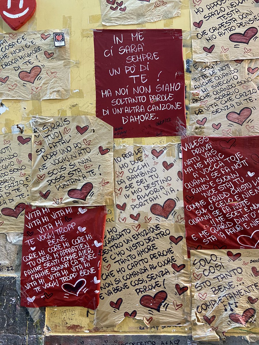 hurtndstrong's tweet photo. l’amore a napoli è una cosa seria❤️ https://t.co/rprlIDSWvp