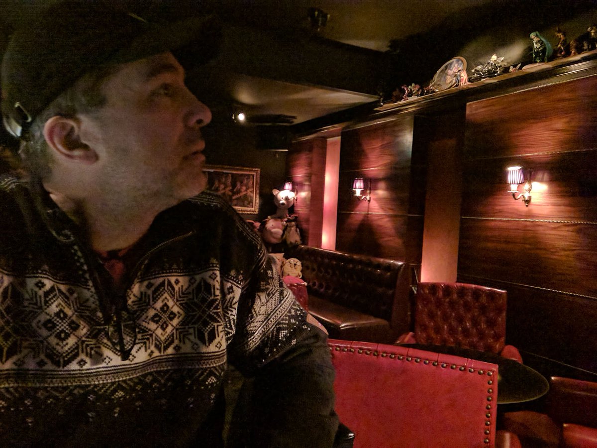 dmbtweet's tweet photo. Japanese Vacation Pic: Another random encounter while walking. The entrance wasn't too inviting, but it was fine inside.  Travel Note: Smoking is still a thing in Japan. We're non-smokers, so we had a drink and then moved on. (Kyoto, Fall 2018) #LetsGoToJapan https://t.co/1jK0ow9kHO