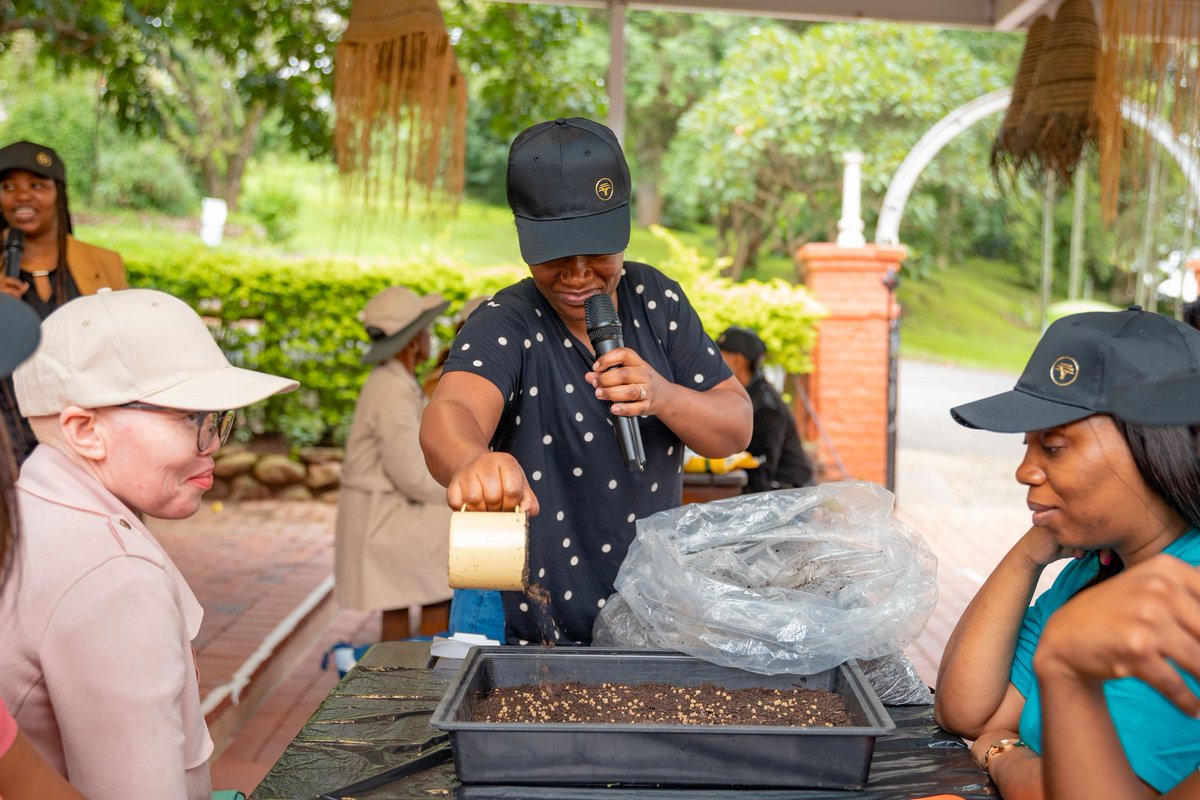 agri_awards's tweet photo. •Women in Agriculture × FNB•🦚

They is power in group work🤛

Do join us on the 14th to reconnect with people of influence. 
 
#saagri  #safarmers #farmlifebesife #saagriculture #durbanicc #iccawards #agri #agribusiness #saaa #saagriawards #awardseason 
#entrepreneurialagri https://t.co/Y8rR9Ha5uR